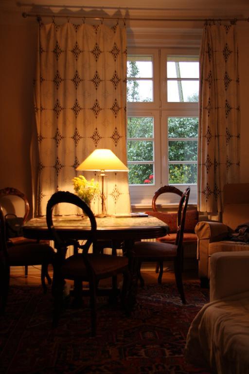 Bed and Breakfast Stara Szkola Architekci à Jagodne Wielkie Chambre photo